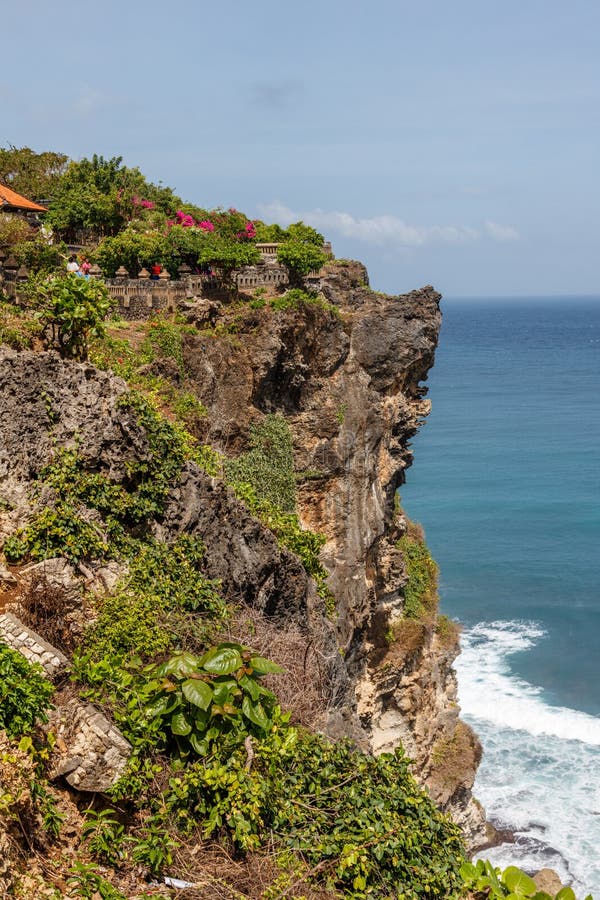 Απόψεις Pura Luhur Uluwatu και του Ειρηνικού Ωκεανού, Μπαλί, Ινδονησία στοκ φωτογραφίες Απόψεις Pura Luhur Uluwatu και του Ειρηνικού Ωκεανού, Μπαλί, Ινδονησία στοκ φωτογραφίες