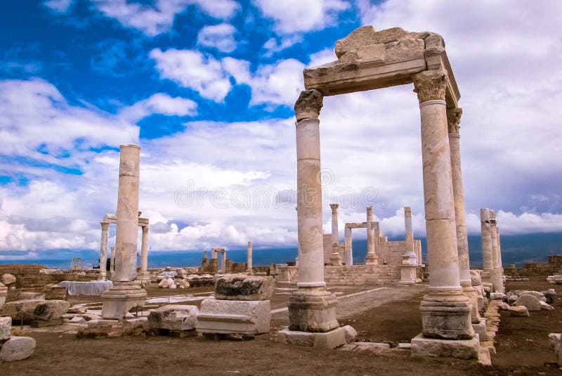 Αρχαίες καταστροφές Laodicea Τουρκία στοκ φωτογραφία Αρχαίες καταστροφές Laodicea Τουρκία στοκ φωτογραφία