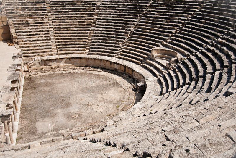Αρχαίο θέατρο στην Τουρκία στοκ εικόνα Αρχαίο θέατρο στην Τουρκία στοκ εικόνα