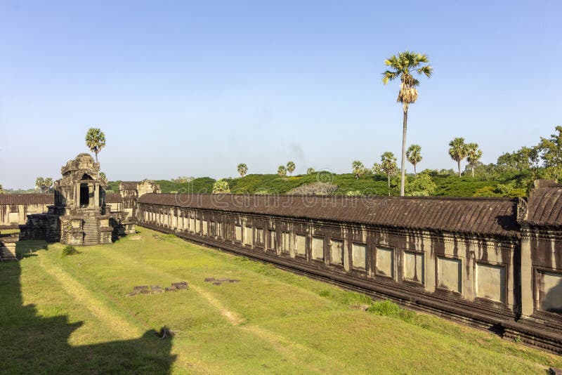 Αρχαίος ναός Wat Angkor σύνθετος, ο Βορράς χίλια βιβλιοθήκη Θεών, ένα από τα μεγαλύτερα θρησκευτικά μνημεία στον κόσμο στοκ φωτογραφία