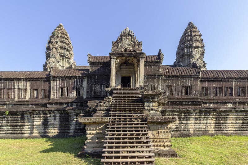 Αρχαίος ναός Wat Angkor σύνθετος, ο Βορράς χίλια βιβλιοθήκη Θεών, ένα από τα μεγαλύτερα θρησκευτικά μνημεία στον κόσμο στοκ φωτογραφίες