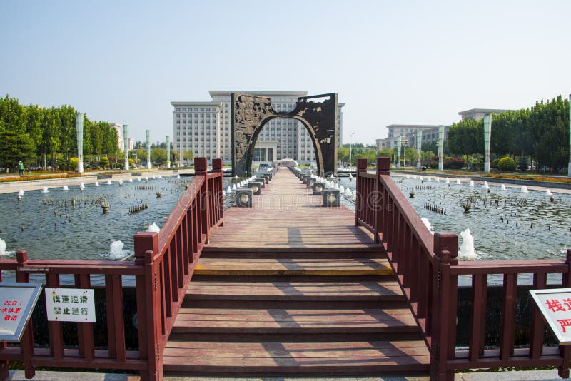 China and Asia, Tianjin Wuqing, cultural park, space conversion, form by four door open the door to form and relief in a clockwise arrangement is divided into four parts: 1. The history of water transport of grain to the capital culture. Painting and calligraphy culture. Folk culture. Urban culture, a clear three-dimensional show of Wuqing culture massiness details and the future development trend. Sculpture, on the central void under two semi-circular clever image will ancient timer, hourglass into one that fit the theme of space-time conversion of the meaning. China and Asia, Tianjin Wuqing, cultural park, space conversion, form by four door open the door to form and relief in a clockwise arrangement is divided into four parts: 1. The history of water transport of grain to the capital culture. Painting and calligraphy culture. Folk culture. Urban culture, a clear three-dimensional show of Wuqing culture massiness details and the future development trend. Sculpture, on the central void under two semi-circular clever image will ancient timer, hourglass into one that fit the theme of space-time conversion of the meaning.