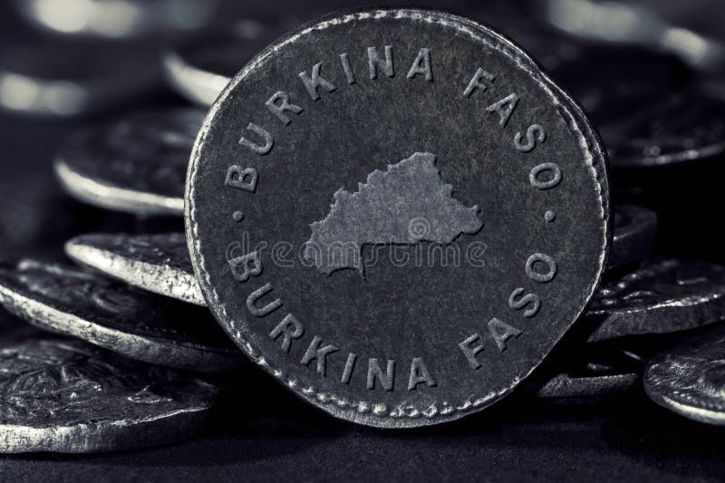 Ασημένιο νόμισμα με χάρτη της Μπουρκίνα Φάσο διανυσματική απεικόνιση