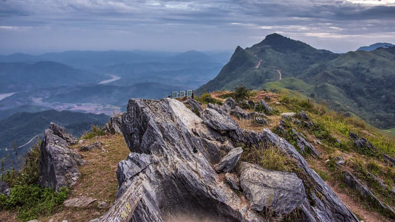 Βουνό Pha Tang Doi, Chiang Rai, Ταϊλάνδη στοκ εικόνες Βουνό Pha Tang Doi, Chiang Rai, Ταϊλάνδη στοκ εικόνες