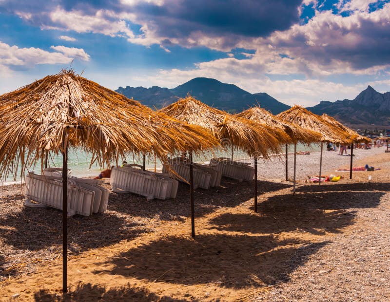 Βράχος στο εθνικό πάρκο Karadag κοντά σε Koktebel στοκ εικόνες