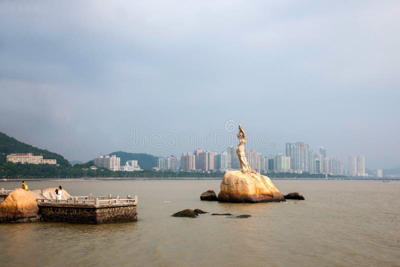 Γλυπτό κοριτσιών Zhuhai Φίσερ οδικών προκυμαιών εραστών Zhuhai όπως στοκ εικόνες Γλυπτό κοριτσιών Zhuhai Φίσερ οδικών προκυμαιών εραστών Zhuhai όπως στοκ εικόνες