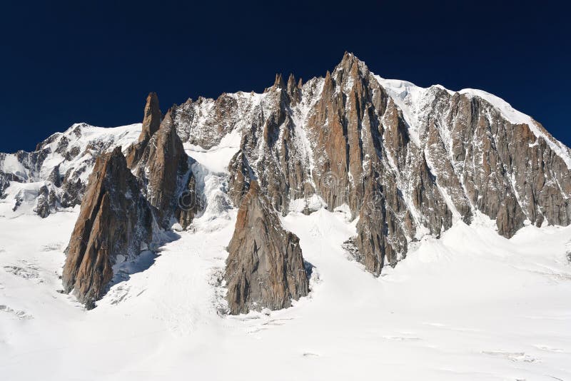 γαλλικό maudit ορών mont στοκ φωτογραφίες