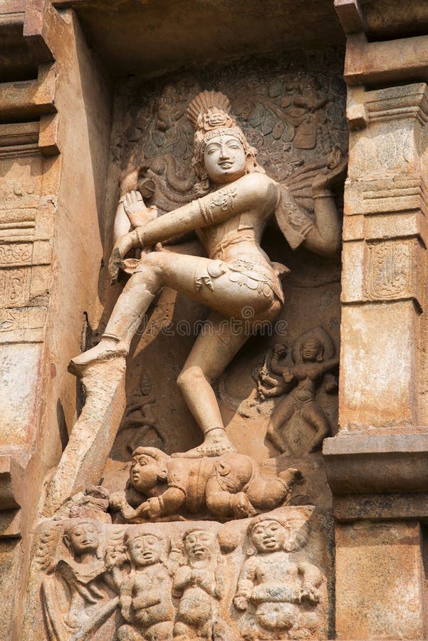 Γλυπτό Nataraja στον τοίχο, ναός Brihadeeswarar, Gangaikonda Cholapuram Thanjavur στοκ φωτογραφία Γλυπτό Nataraja στον τοίχο, ναός Brihadeeswarar, Gangaikonda Cholapuram Thanjavur στοκ φωτογραφία