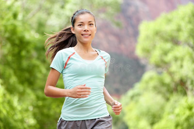 Γυναικών υγιής ζωή διαβίωσης κατάρτισης δρομέων τρέχοντας