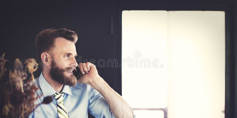 Δημιουργική έννοια στρατηγικής συμπύκνωσης επιχειρησιακών επιχειρηματιών στοκ εικόνες