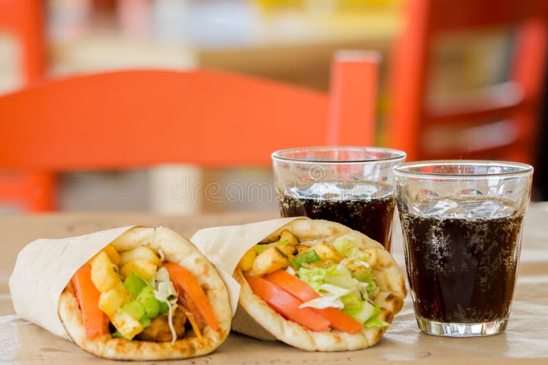 Ελληνική κουζίνα, souvlaki στοκ εικόνα Ελληνική κουζίνα, souvlaki στοκ εικόνα