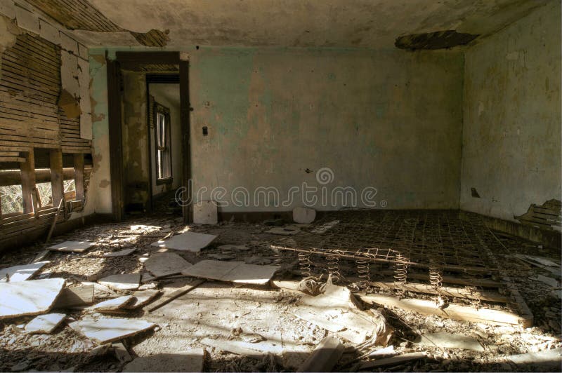 εγκαταλειμμένη κρεβατοκάμαρα στοκ φωτογραφίες με δικαίωμα ελεύθερης χρήσης εγκαταλειμμένη κρεβατοκάμαρα στοκ φωτογραφίες με δικαίωμα ελεύθερης χρήσης