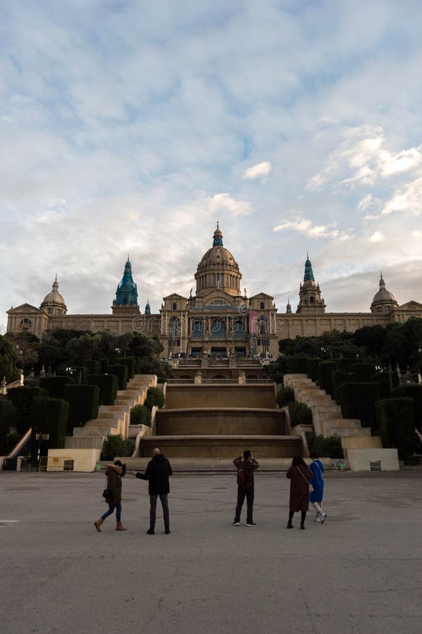 Εθνικό παλάτι της Βαρκελώνης στοκ εικόνα Εθνικό παλάτι της Βαρκελώνης στοκ εικόνα