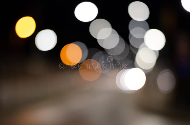 Εικόνα Defocused φωτισμένων των οδός φω'των στοκ εικόνα με δικαίωμα ελεύθερης χρήσης