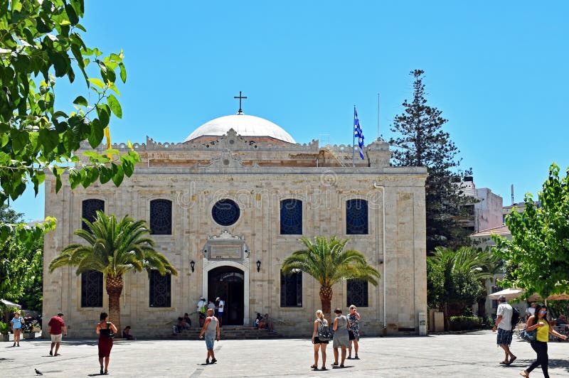 Εκκλησία Αγίου Titus σε Ηράκλειο, η πρωτεύουσα του μεσογειακού νησιού της Κρήτης στην Ελλάδα στοκ φωτογραφία με δικαίωμα ελεύθερης χρήσης Εκκλησία Αγίου Titus σε Ηράκλειο, η πρωτεύουσα του μεσογειακού νησιού της Κρήτης στην Ελλάδα στοκ φωτογραφία με δικαίωμα ελεύθερης χρήσης