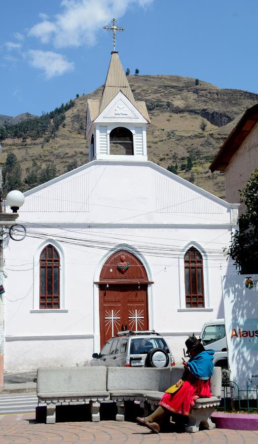 Εκκλησία Alausi, Ισημερινός στοκ φωτογραφίες με δικαίωμα ελεύθερης χρήσης Εκκλησία Alausi, Ισημερινός στοκ φωτογραφίες με δικαίωμα ελεύθερης χρήσης