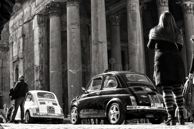 Εκλεκτής ποιότητας αυτοκίνητα στη Ρώμη στοκ φωτογραφίες Εκλεκτής ποιότητας αυτοκίνητα στη Ρώμη στοκ φωτογραφίες