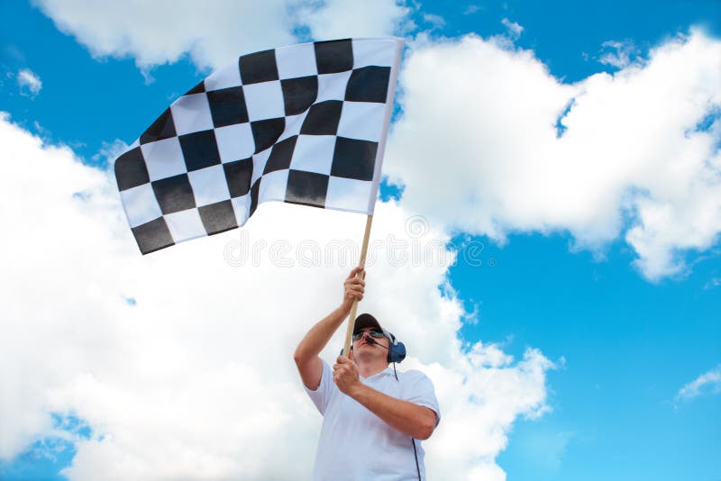 ελεγμένος raceway ατόμων σημαιών κυματισμός στοκ εικόνα ελεγμένος raceway ατόμων σημαιών κυματισμός στοκ εικόνα