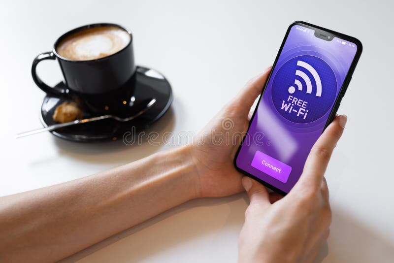 Ελεύθερη σύνδεση wifi στην κινητή τηλεφωνική οθόνη Διαδίκτυο και έννοια τεχνολογίας τηλεπικοινωνιών στοκ εικόνες