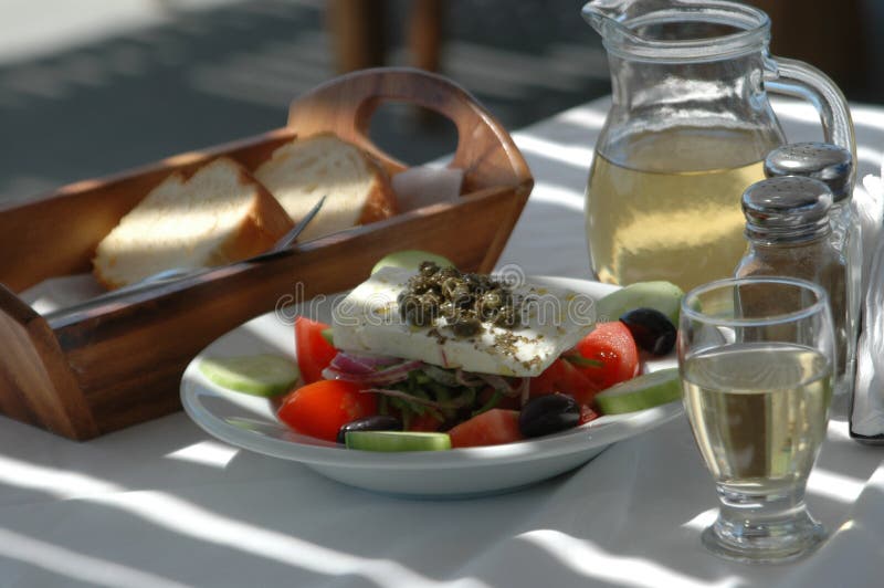 ελληνική σαλάτα στοκ εικόνα