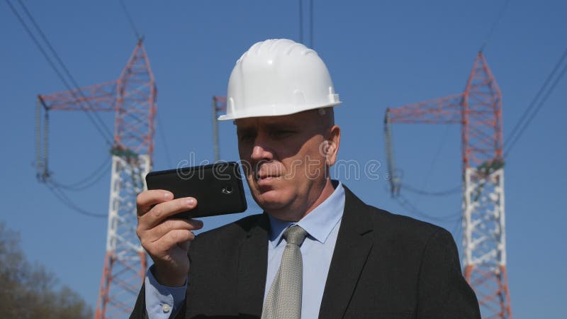 Ενέργεια που λειτουργεί σε ενεργητική χρησιμοποίηση κειμένων βιομηχανίας κινητή στη δραστηριότητα συντήρησης στοκ φωτογραφία με δικαίωμα ελεύθερης χρήσης Ενέργεια που λειτουργεί σε ενεργητική χρησιμοποίηση κειμένων βιομηχανίας κινητή στη δραστηριότητα συντήρησης στοκ φωτογραφία με δικαίωμα ελεύθερης χρήσης