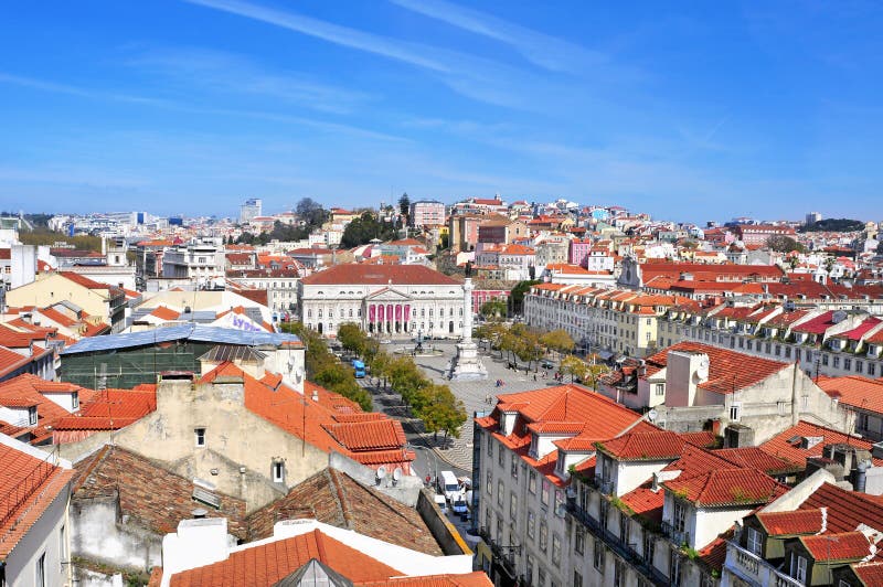 Εναέρια άποψη της πλατείας Rossio στη Λισσαβώνα, Πορτογαλία στοκ φωτογραφίες με δικαίωμα ελεύθερης χρήσης Εναέρια άποψη της πλατείας Rossio στη Λισσαβώνα, Πορτογαλία στοκ φωτογραφίες με δικαίωμα ελεύθερης χρήσης