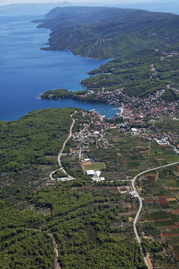 Εναέρια άποψη της πόλης Γέλσα στο νησί Χβαρ, Κροατία στοκ φωτογραφίες με δικαίωμα ελεύθερης χρήσης