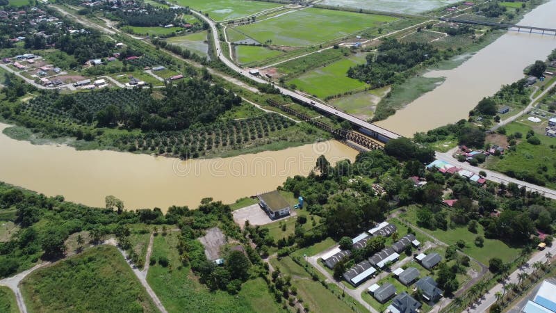 εναέρια κίνηση στον ποταμό sungai muda, ο οποίος συνορεύει φιλμ μικρού μήκους