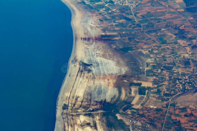 Εναέριος ωκεανός τοπίων ακτών άποψης, φύση στοκ φωτογραφίες