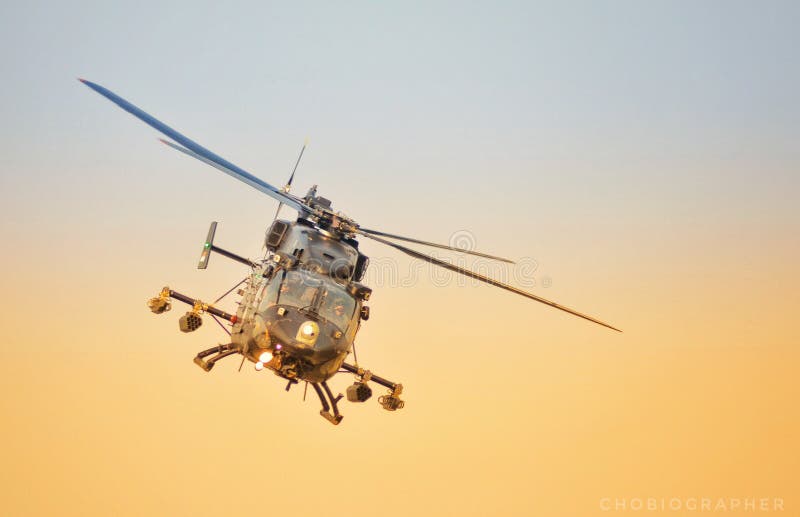 Επιθετικό ελικόπτερο Dhruv στοκ εικόνες με δικαίωμα ελεύθερης χρήσης Επιθετικό ελικόπτερο Dhruv στοκ εικόνες με δικαίωμα ελεύθερης χρήσης