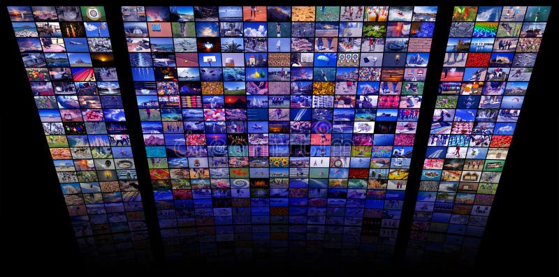 Επιτροπές TV LCD ως τηλεοπτικό τοίχο με τις ζωηρόχρωμες εικόνες στοκ φωτογραφίες Επιτροπές TV LCD ως τηλεοπτικό τοίχο με τις ζωηρόχρωμες εικόνες στοκ φωτογραφίες