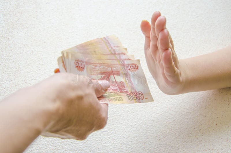Επιχειρησιακό άτομο που αρνείται τα χρήματα για να πάρει τη δωροδοκία η έννοια της δωροδοκίας και της αντι δωροδοκίας στοκ φωτογραφία με δικαίωμα ελεύθερης χρήσης Επιχειρησιακό άτομο που αρνείται τα χρήματα για να πάρει τη δωροδοκία η έννοια της δωροδοκίας και της αντι δωροδοκίας στοκ φωτογραφία με δικαίωμα ελεύθερης χρήσης