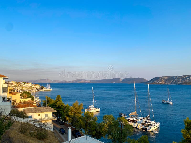 ερμιόνι ελλάδα αύγουστος 2021 : εναέρια άποψη ερμιόνι θαλάσσια μαρίνα στοκ φωτογραφίες