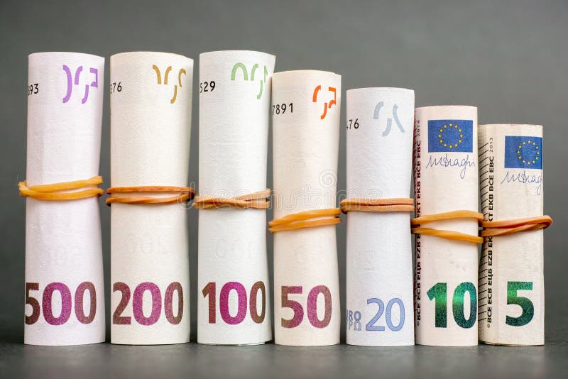 ευρο- χρήματα πεδίων βάθους ανασκόπησης απότομα στοκ φωτογραφία με δικαίωμα ελεύθερης χρήσης ευρο- χρήματα πεδίων βάθους ανασκόπησης απότομα στοκ φωτογραφία με δικαίωμα ελεύθερης χρήσης