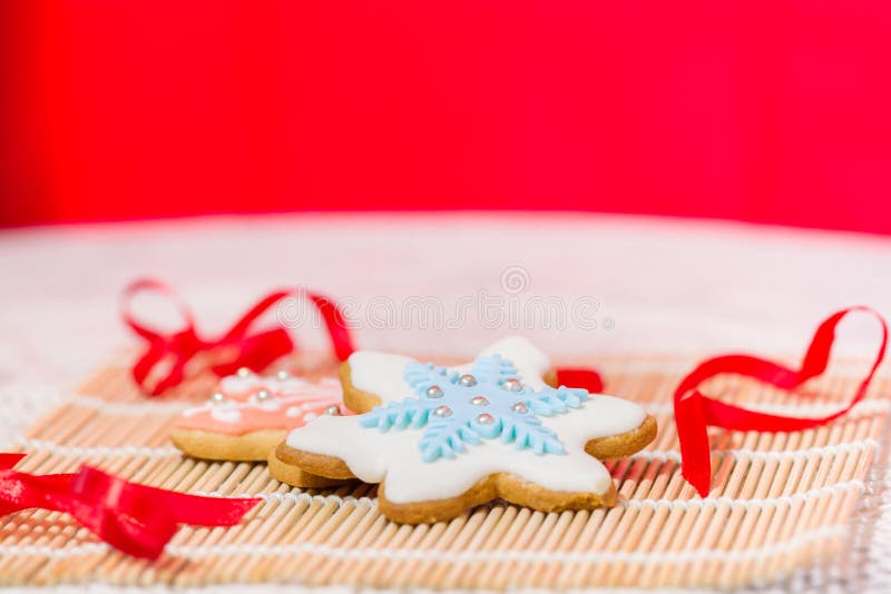 Ζωηρόχρωμα snowflake μπισκότα στοκ εικόνα με δικαίωμα ελεύθερης χρήσης