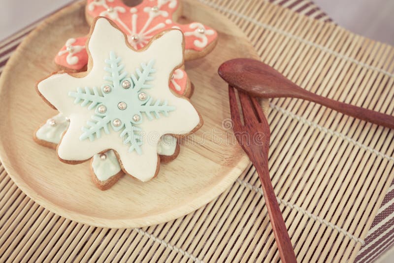 Ζωηρόχρωμα snowflake μπισκότα στοκ φωτογραφία με δικαίωμα ελεύθερης χρήσης