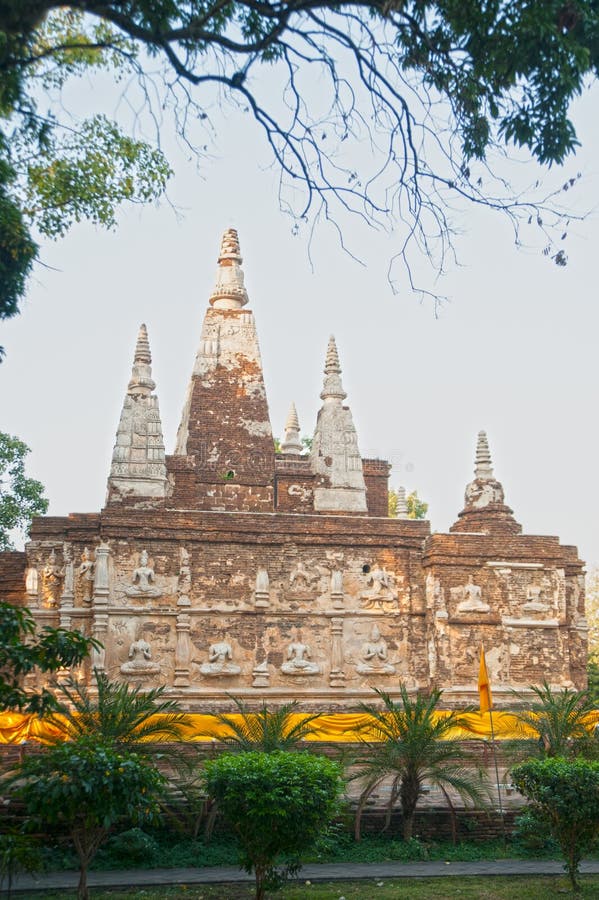 Η Maha Chedi του ναού Wat Jhet Yot σε Chiang Mai, Ταϊλάνδη στοκ εικόνα με δικαίωμα ελεύθερης χρήσης Η Maha Chedi του ναού Wat Jhet Yot σε Chiang Mai, Ταϊλάνδη στοκ εικόνα με δικαίωμα ελεύθερης χρήσης