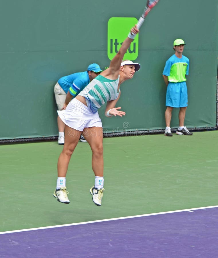 Κεντρικός υπολογιστής δύναμης της Sabine Lisicki στοκ φωτογραφία με δικαίωμα ελεύθερης χρήσης