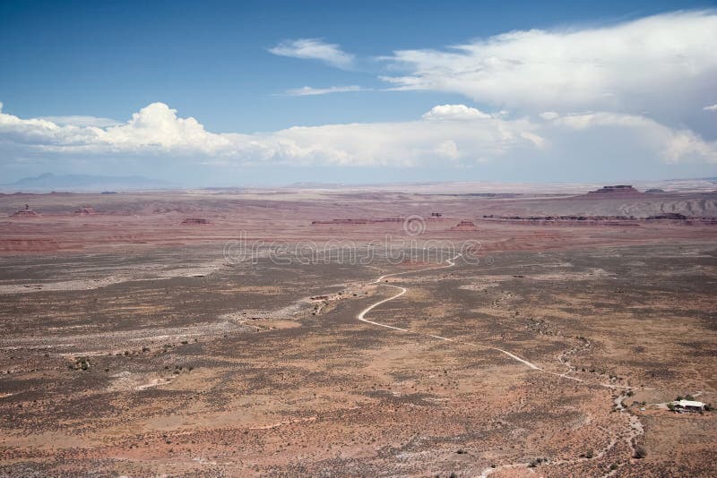Η άποψη της κοιλάδας των Θεών από το σημείο Moki Dugway Muley αγνοεί τη Γιούτα ΗΠΑ στοκ φωτογραφία με δικαίωμα ελεύθερης χρήσης