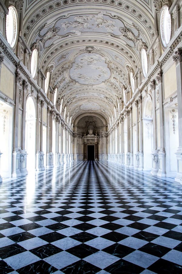 Η μεγάλη στοά, σε Venaria Royal Palace στοκ φωτογραφίες Η μεγάλη στοά, σε Venaria Royal Palace στοκ φωτογραφίες
