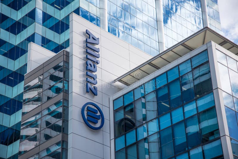 Η οικοδόμηση προσόψεων Allianz, είναι η παγκόσμιες μεγαλύτερες ασφαλιστική εταιρεία και η διαχείριση ενεργητικού στοκ φωτογραφίες Η οικοδόμηση προσόψεων Allianz, είναι η παγκόσμιες μεγαλύτερες ασφαλιστική εταιρεία και η διαχείριση ενεργητικού στοκ φωτογραφίες