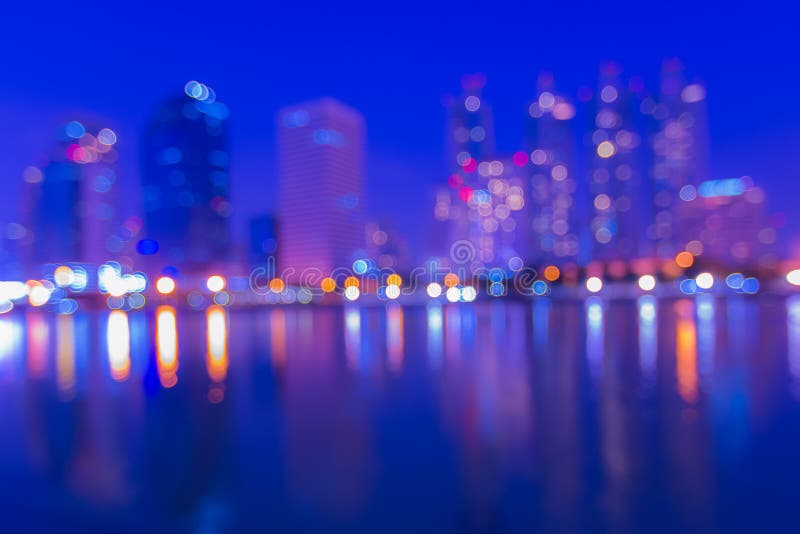 Η περίληψη, ελαφριά θαμπάδα εικονικής παράστασης πόλης νύχτας bokeh, το υπόβαθρο στοκ φωτογραφία με δικαίωμα ελεύθερης χρήσης Η περίληψη, ελαφριά θαμπάδα εικονικής παράστασης πόλης νύχτας bokeh, το υπόβαθρο στοκ φωτογραφία με δικαίωμα ελεύθερης χρήσης