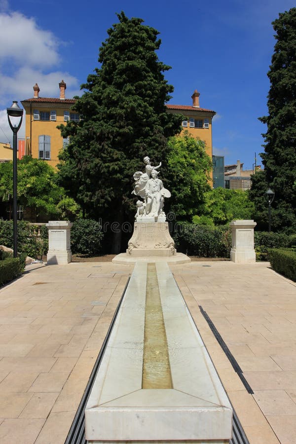 Η πόλη του parfum - Grasse, Γαλλία στοκ φωτογραφίες με δικαίωμα ελεύθερης χρήσης Η πόλη του parfum - Grasse, Γαλλία στοκ φωτογραφίες με δικαίωμα ελεύθερης χρήσης