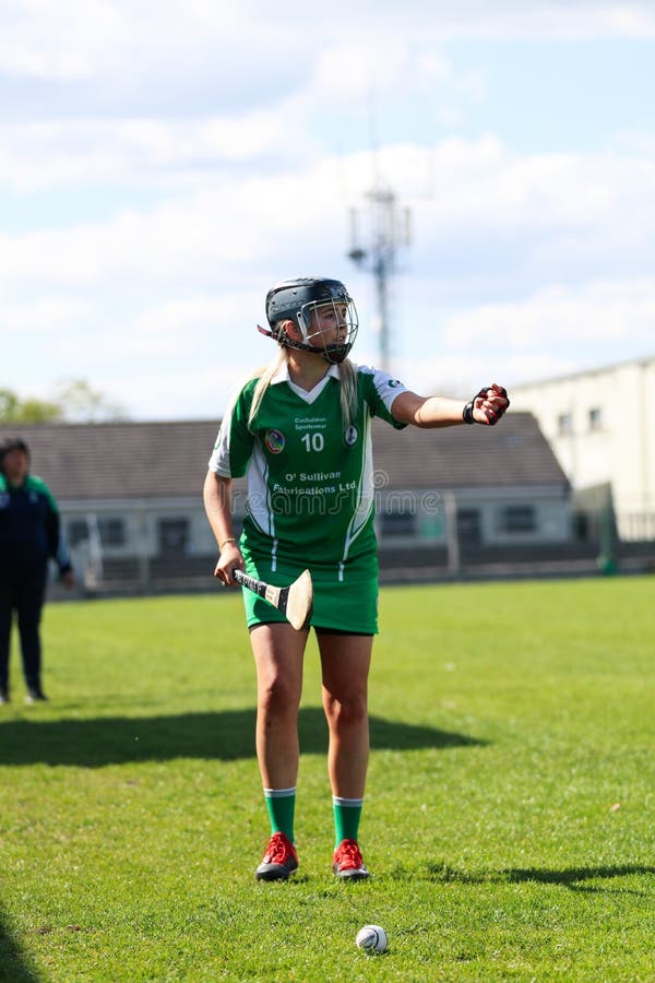 Ημι τελικό πρωταθλήματος Camogie κατώτερο - πεντάστιχο εναντίον του Κορκ στοκ εικόνες Ημι τελικό πρωταθλήματος Camogie κατώτερο - πεντάστιχο εναντίον του Κορκ στοκ εικόνες
