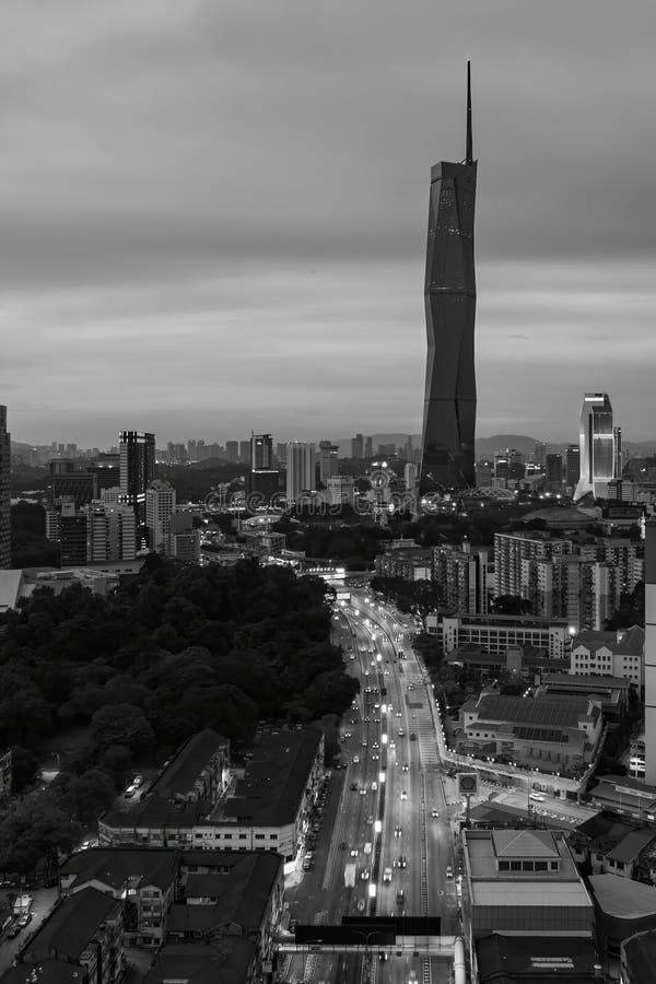 θέα ια όμορφη ριόλη kuala lumpur στα μαύρα και η whitekuala lumpur είναι ια καρδιά τη μαλαισία στοκ φωτογραφίες