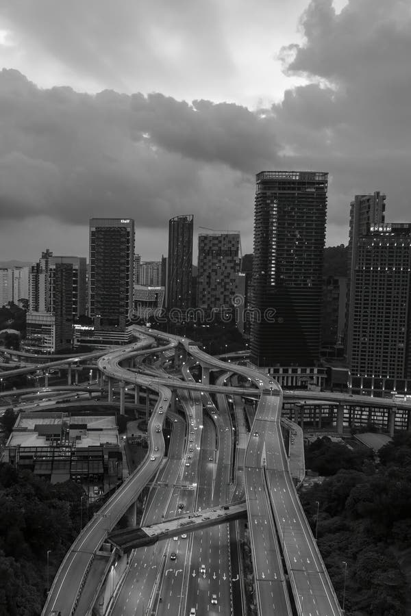θέα ια όμορφη ριόλη kuala lumpur στα μαύρα και η whitekuala lumpur είναι ια καρδιά τη μαλαισία στοκ εικόνα