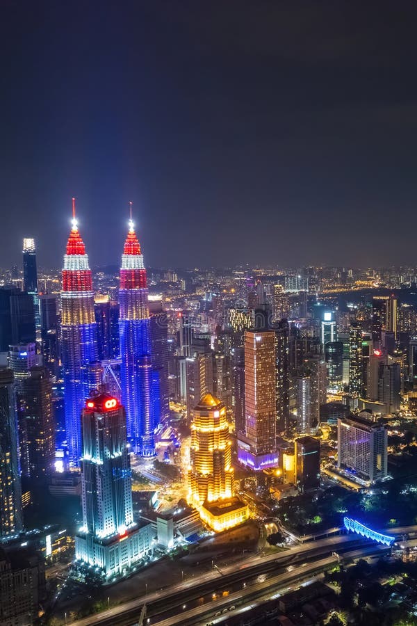 θέα ια όμορφη ριόλη kuala lumpur στη νυχτερουσάλα lumpur είναι ια καρδιά τη μαλαισία στοκ εικόνες