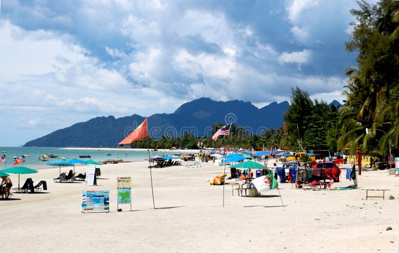 θέα τοπίου στην παραλία pantai cenang στο νησί langkawi στοκ εικόνες