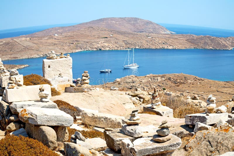διάσημος στα delos Ελλάδα η historycal ακρόπολη και η παλαιά καταστροφή s στοκ φωτογραφία διάσημος στα delos Ελλάδα η historycal ακρόπολη και η παλαιά καταστροφή s στοκ φωτογραφία