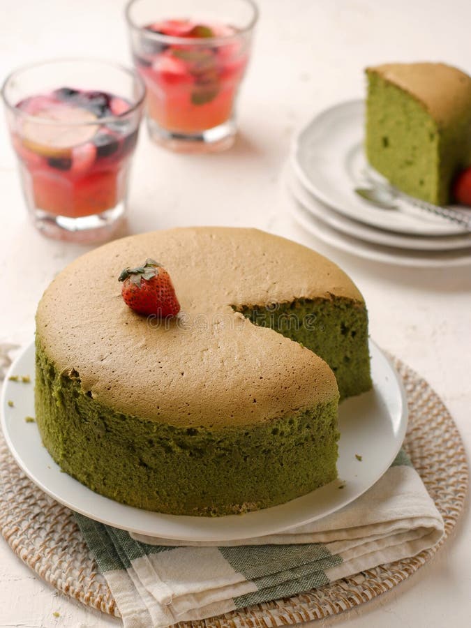 ιαπωνικό matcha πράσινο τσάι μαλακό κέικ στοκ φωτογραφία